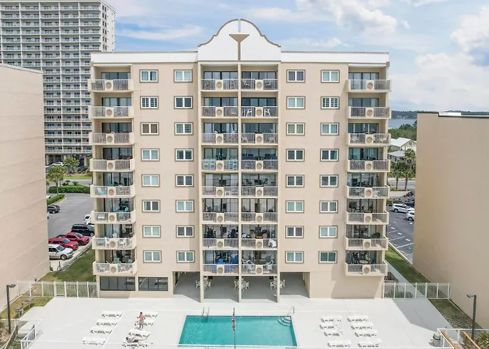 Tropical Winds 203 Holiday home *